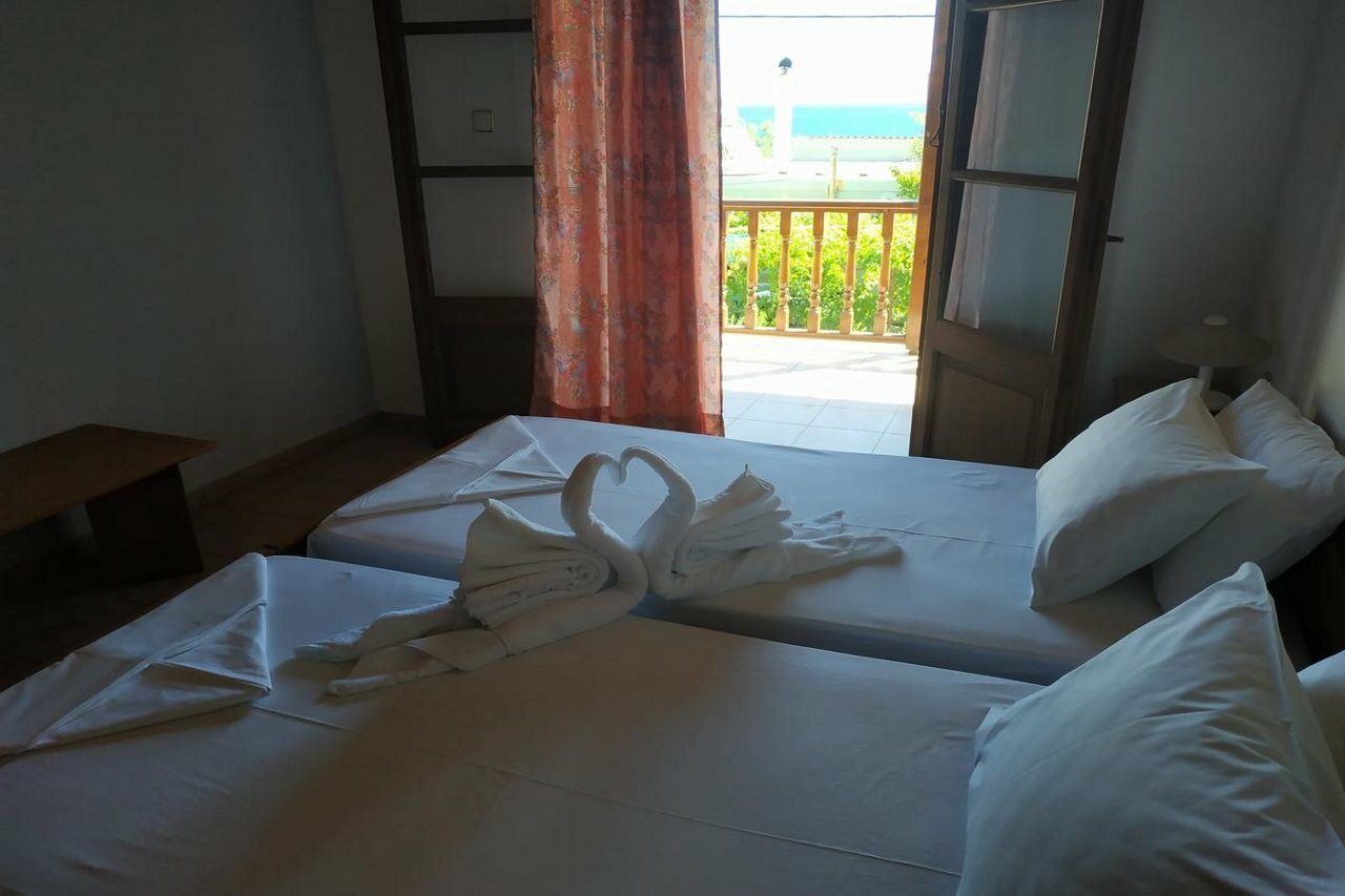 Apartmets Sunwaves 컬벨리 외부 사진